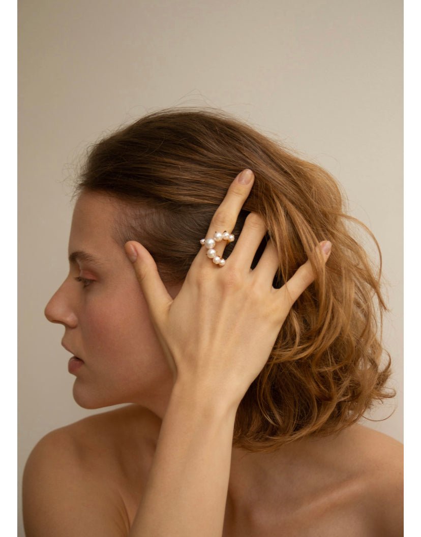Elegant Gradient Crescent Pearl Ring | Women's Jewelry | TrendyAffordables - TrendyAffordables - 0